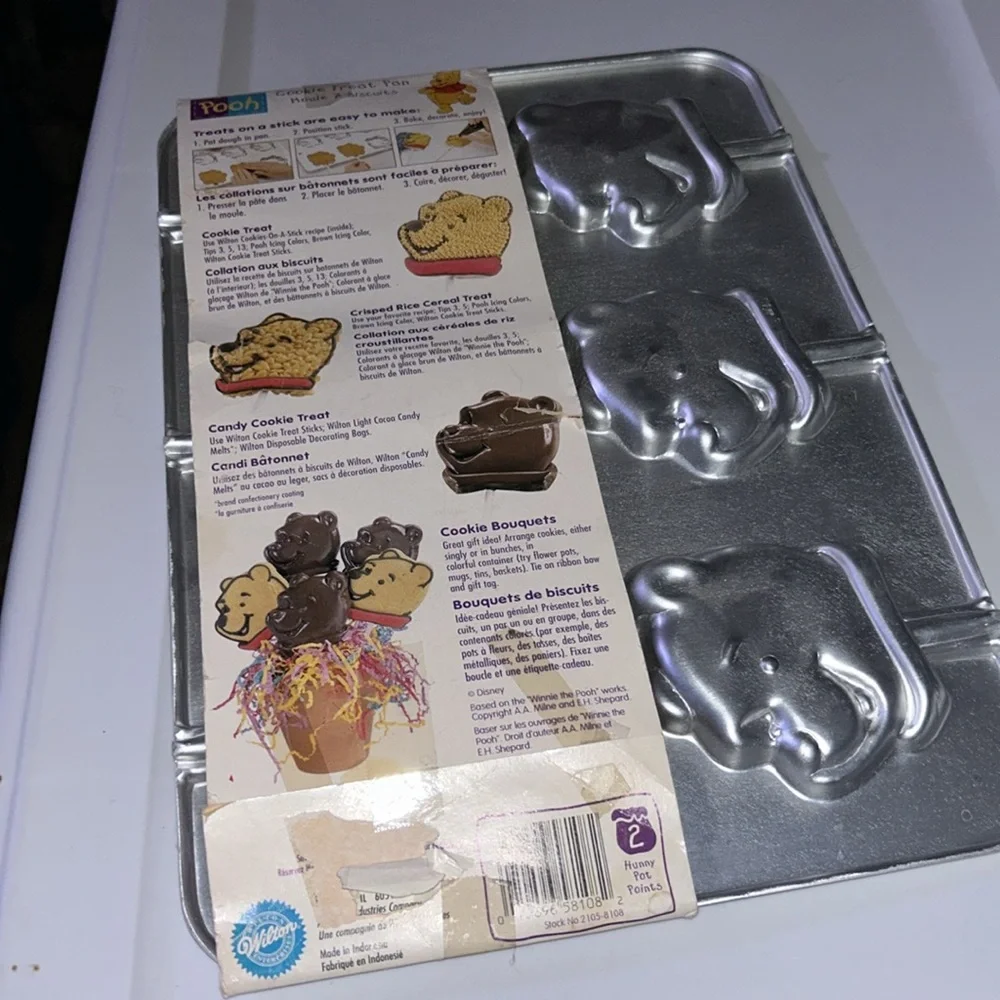 Pooh Cookie Treat Pan